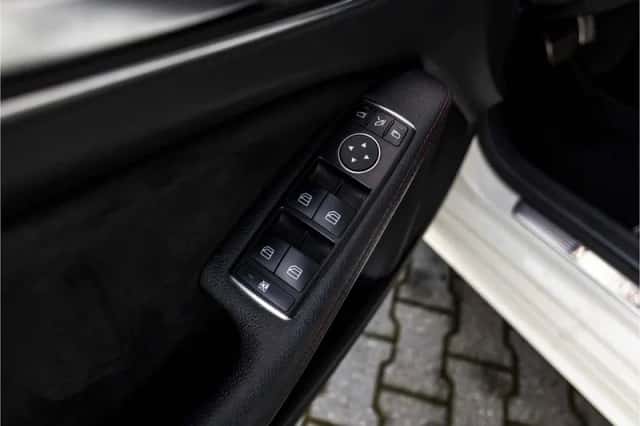 Mercedes-Benz A-Klasse (2016) thumbnail 60