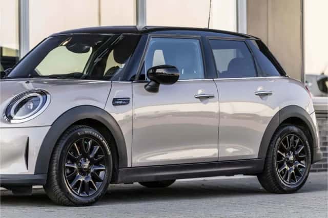 MINI Mini (2023) thumbnail 16