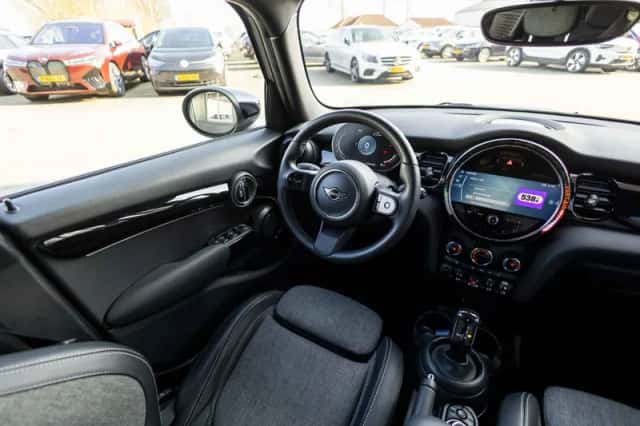 MINI Mini (2023) thumbnail 60