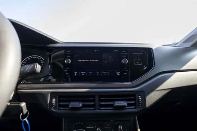 Volkswagen Polo (2018) thumbnail 30
