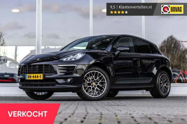 Porsche Macan (2018) thumbnail 2
