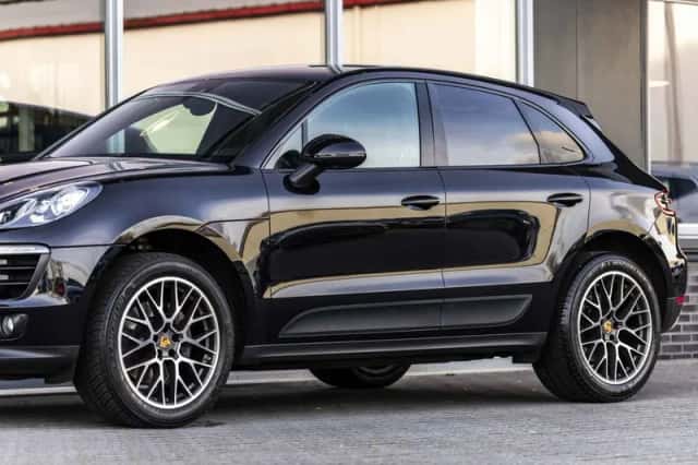 Porsche Macan (2018) thumbnail 15
