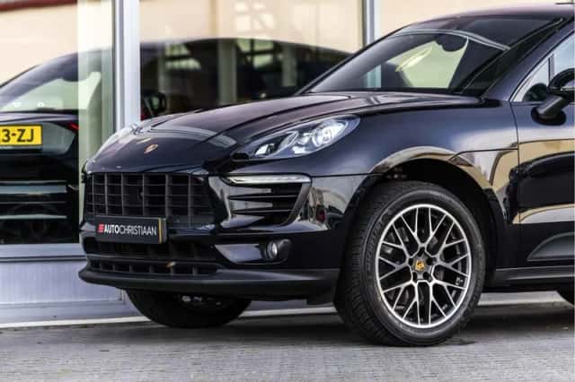 Porsche Macan (2018) thumbnail 16