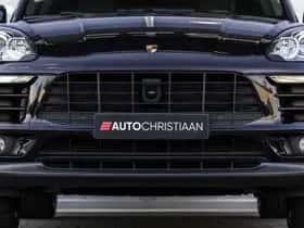 Porsche Macan (2018) thumbnail 17