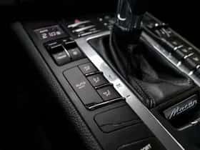 Porsche Macan (2018) thumbnail 24