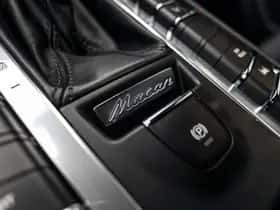 Porsche Macan (2018) thumbnail 25