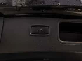 Porsche Macan (2018) thumbnail 39