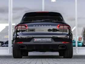 Porsche Macan (2018) thumbnail 5