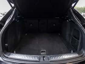 Porsche Macan (2018) thumbnail 41
