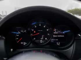 Porsche Macan (2018) thumbnail 50