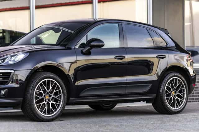 Porsche Macan (2018) thumbnail 56