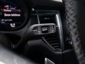 Porsche Macan (2018) thumbnail 78