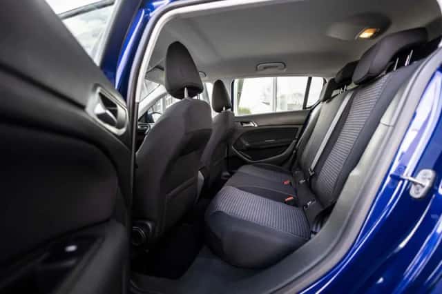 Peugeot 308 (2018) thumbnail 11