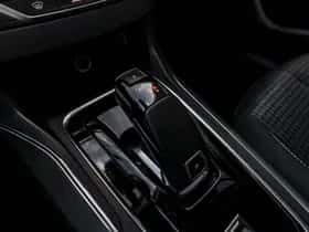Peugeot 308 (2018) thumbnail 23