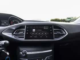 Peugeot 308 (2018) thumbnail 27