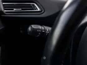 Peugeot 308 (2018) thumbnail 36