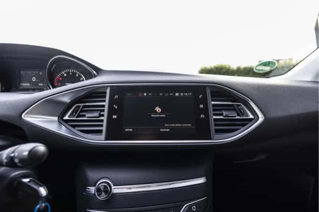 Peugeot 308 (2018) thumbnail 68