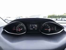 Peugeot 308 (2018) thumbnail 9