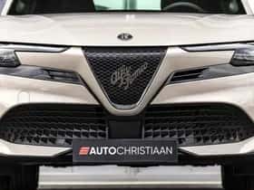 Alfa Romeo Junior (2025) thumbnail 16