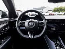 Alfa Romeo Junior (2025) thumbnail 43