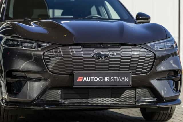 Ford Mustang (2021) thumbnail 18