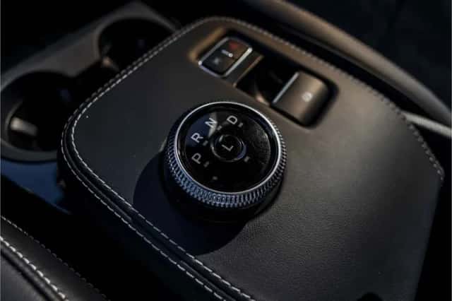 Ford Mustang (2021) thumbnail 25