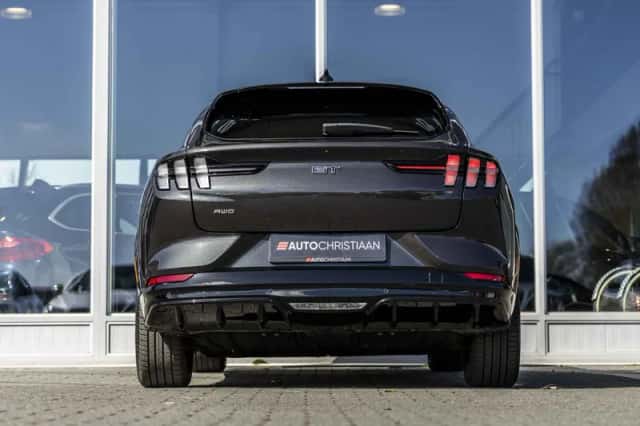 Ford Mustang (2021) thumbnail 45