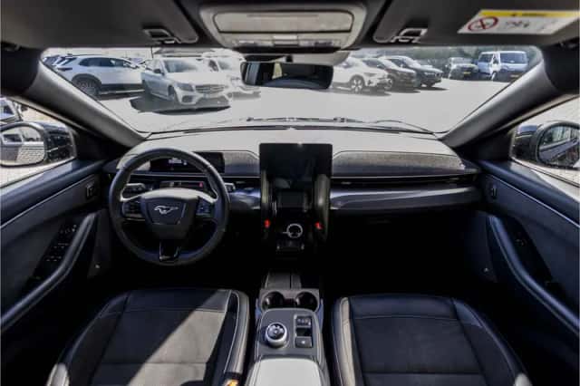 Ford Mustang (2021) thumbnail 47