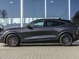Ford Mustang (2021) thumbnail 6