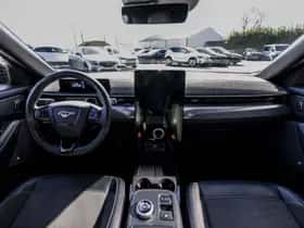 Ford Mustang (2021) thumbnail 68