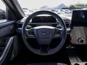 Ford Mustang (2021) thumbnail 8