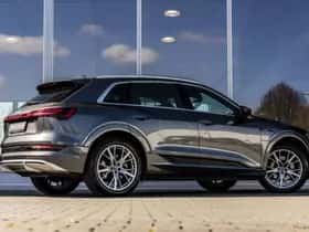 Audi e-tron (2022) thumbnail 3