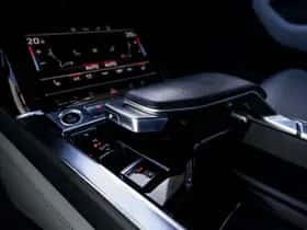 Audi e-tron (2022) thumbnail 65
