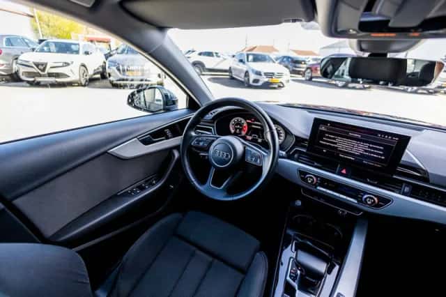 Audi A4 (2020) thumbnail 21