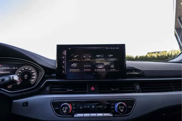Audi A4 (2020) thumbnail 24
