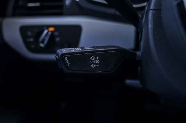Audi A4 (2020) thumbnail 33