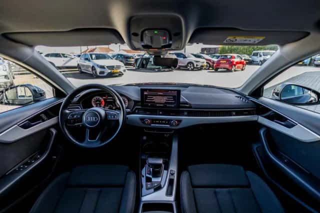 Audi A4 (2020) thumbnail 46
