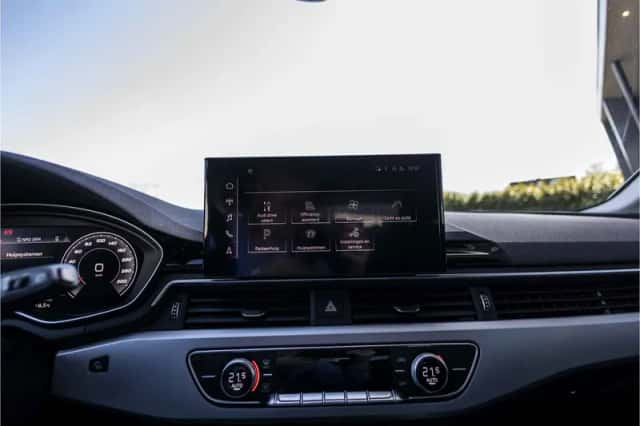 Audi A4 (2020) thumbnail 62