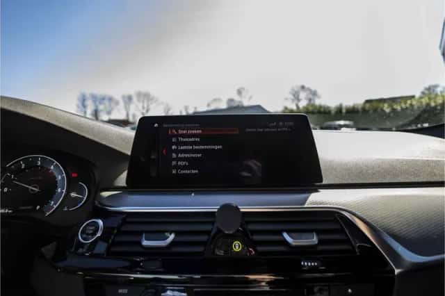 BMW 5-Serie (2017) thumbnail 28