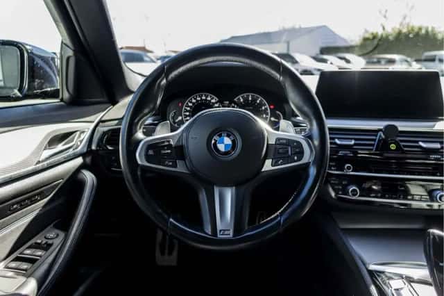 BMW 5-Serie (2017) thumbnail 8