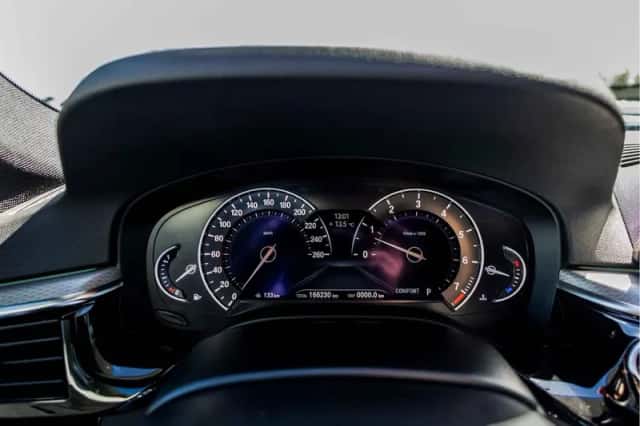 BMW 5-Serie (2017) thumbnail 9