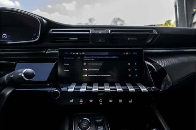 Peugeot 508 (2024) thumbnail 23