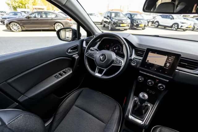 Renault Captur (2021) thumbnail 21