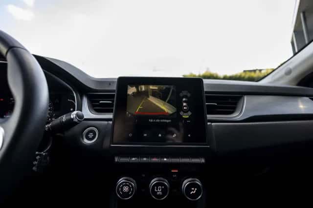 Renault Captur (2021) thumbnail 24