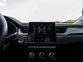 Renault Captur (2021) thumbnail 26