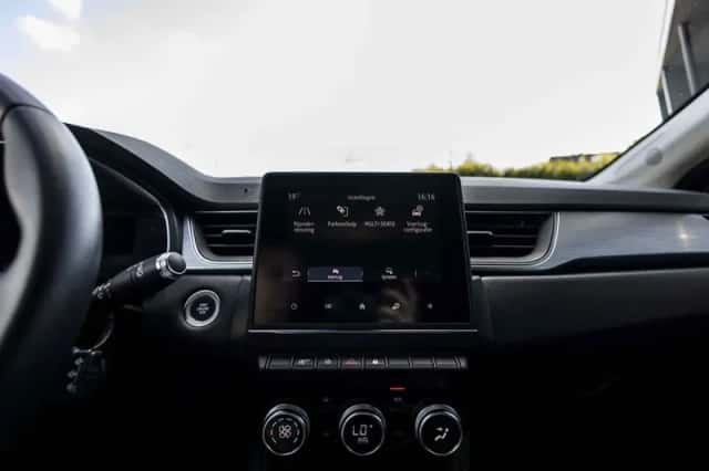 Renault Captur (2021) thumbnail 27