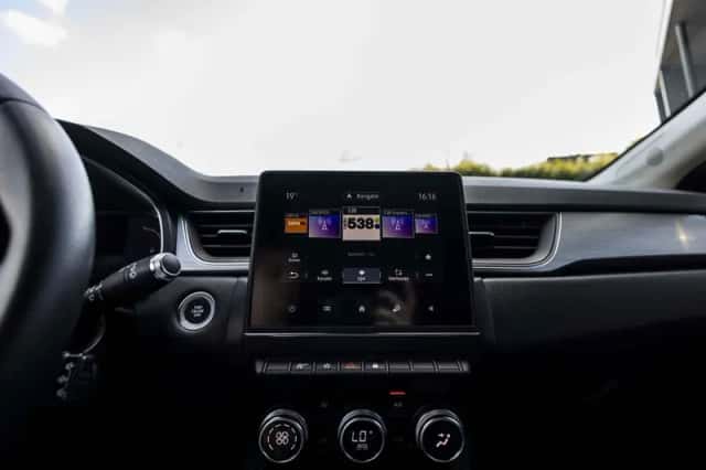 Renault Captur (2021) thumbnail 28
