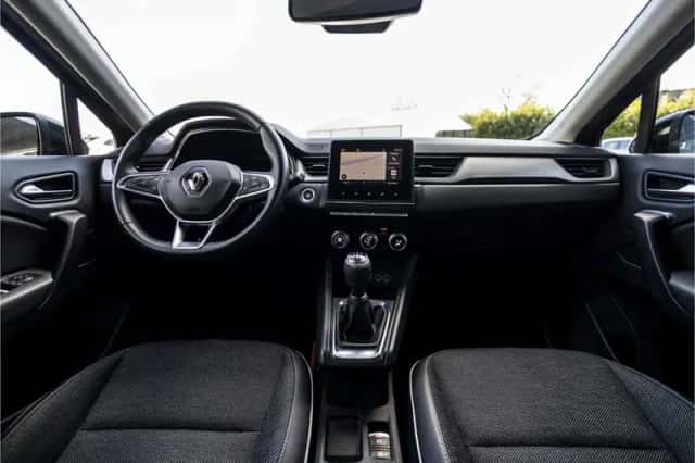 Renault Captur (2021) thumbnail 31