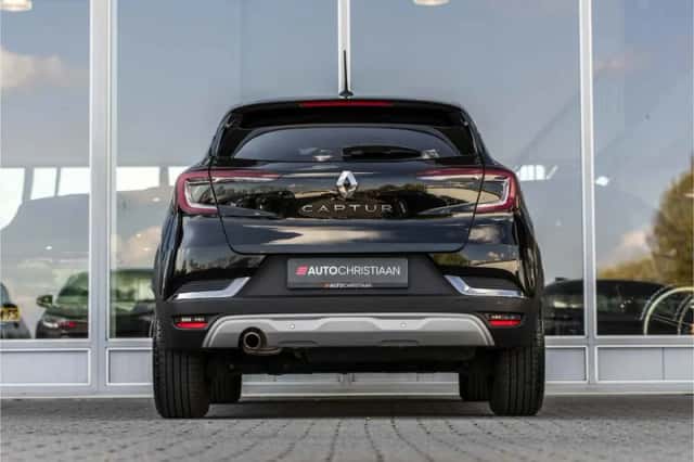 Renault Captur (2021) thumbnail 5