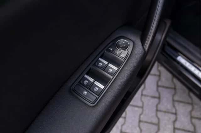 Renault Captur (2021) thumbnail 60